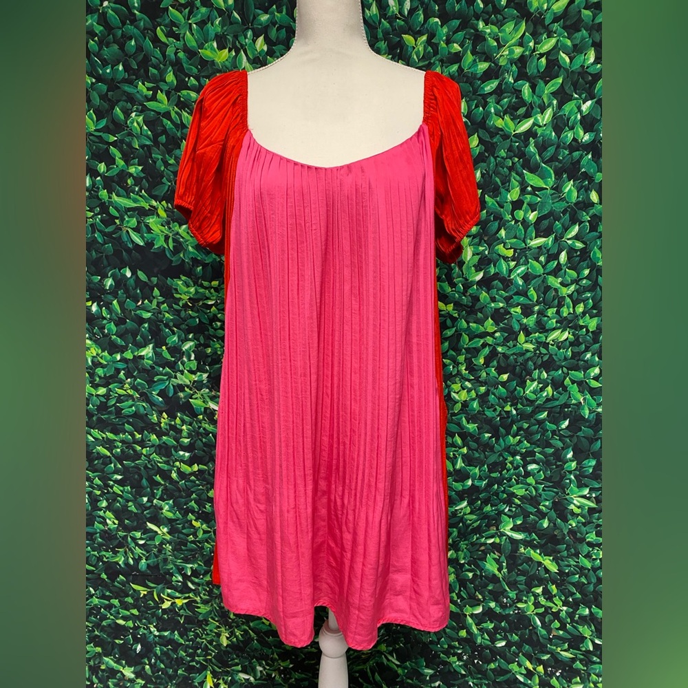 TCEC Vibrant Pink and Red Babydoll Style Dress Size Medium